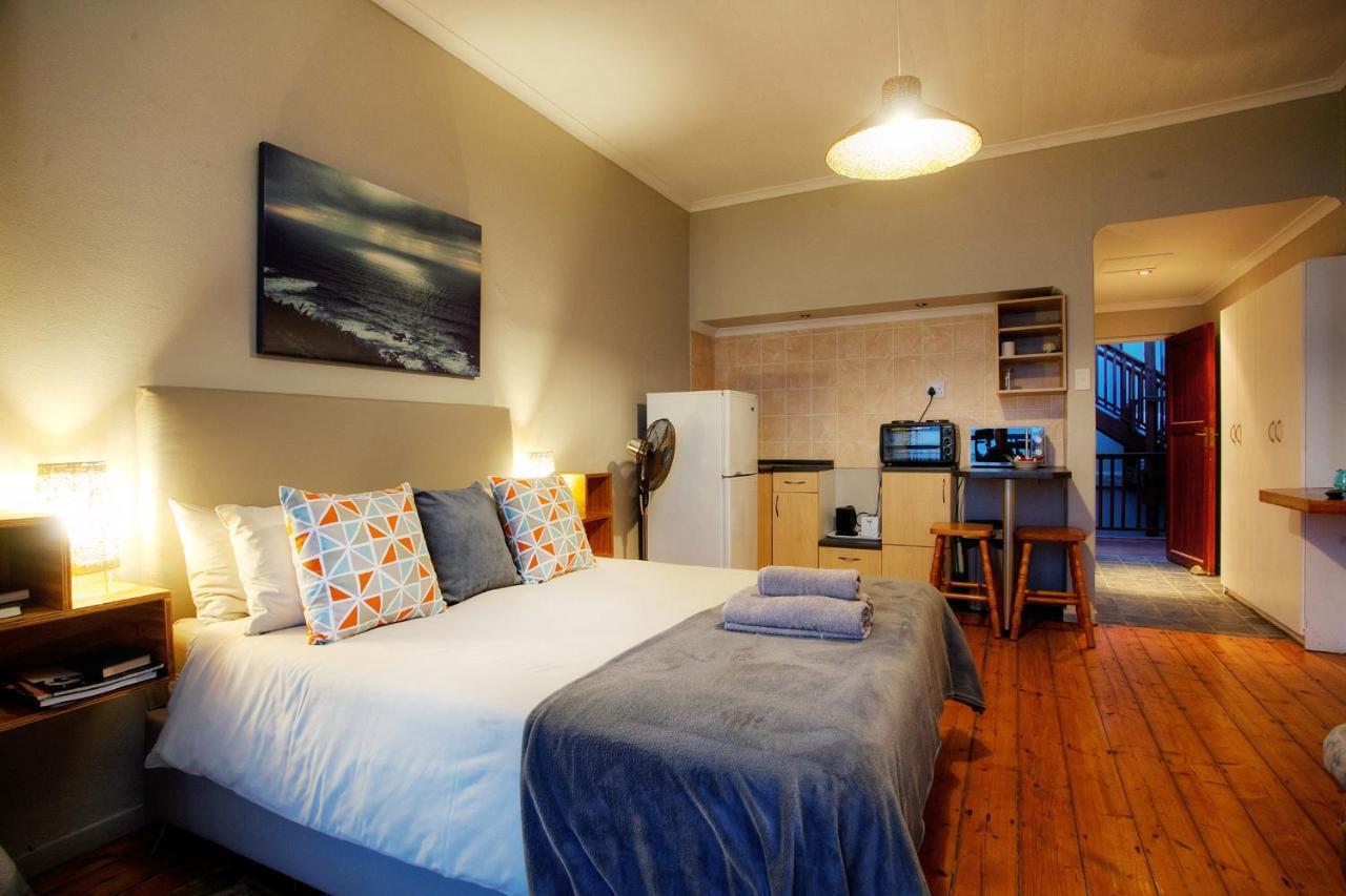Mitford-On-Sea Aparthotel Morgan's Bay Bagian luar foto