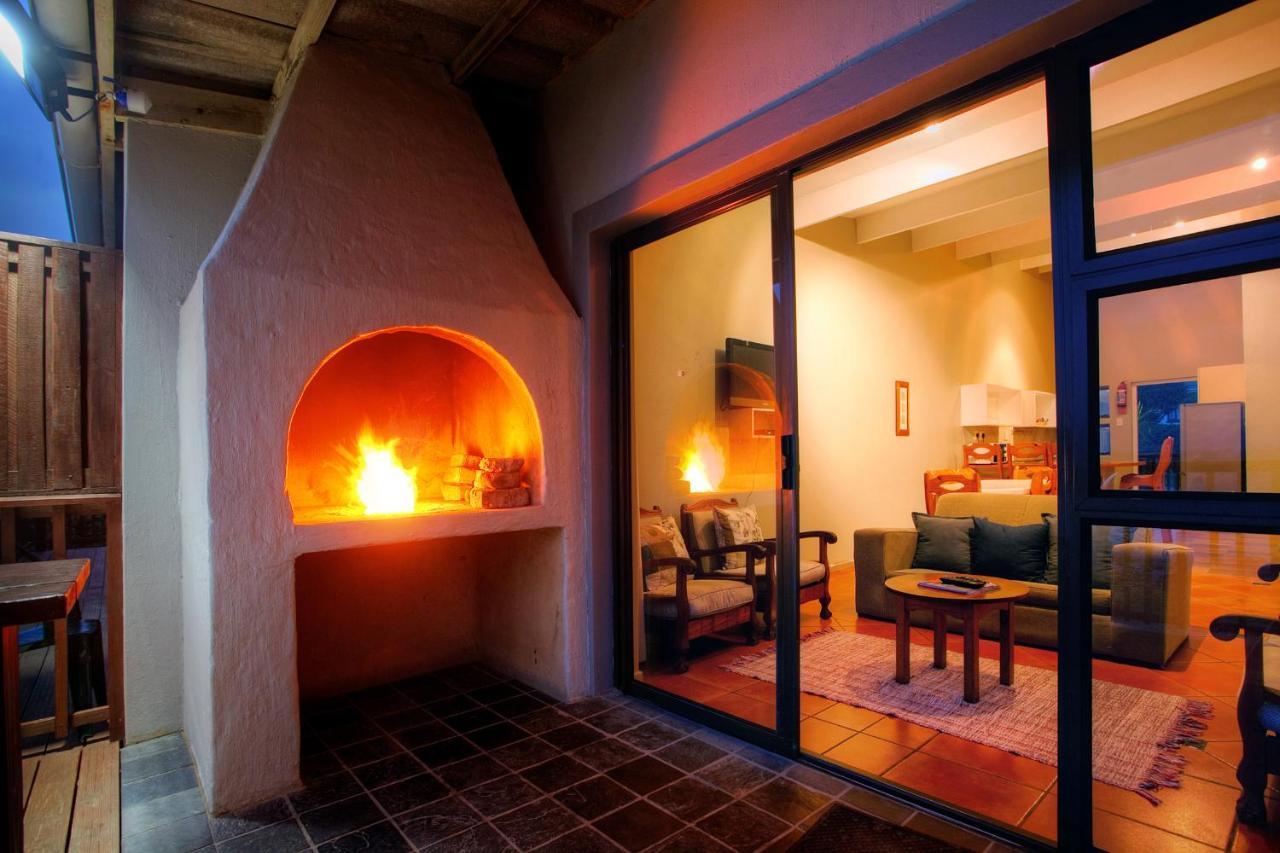 Mitford-On-Sea Aparthotel Morgan's Bay Bagian luar foto