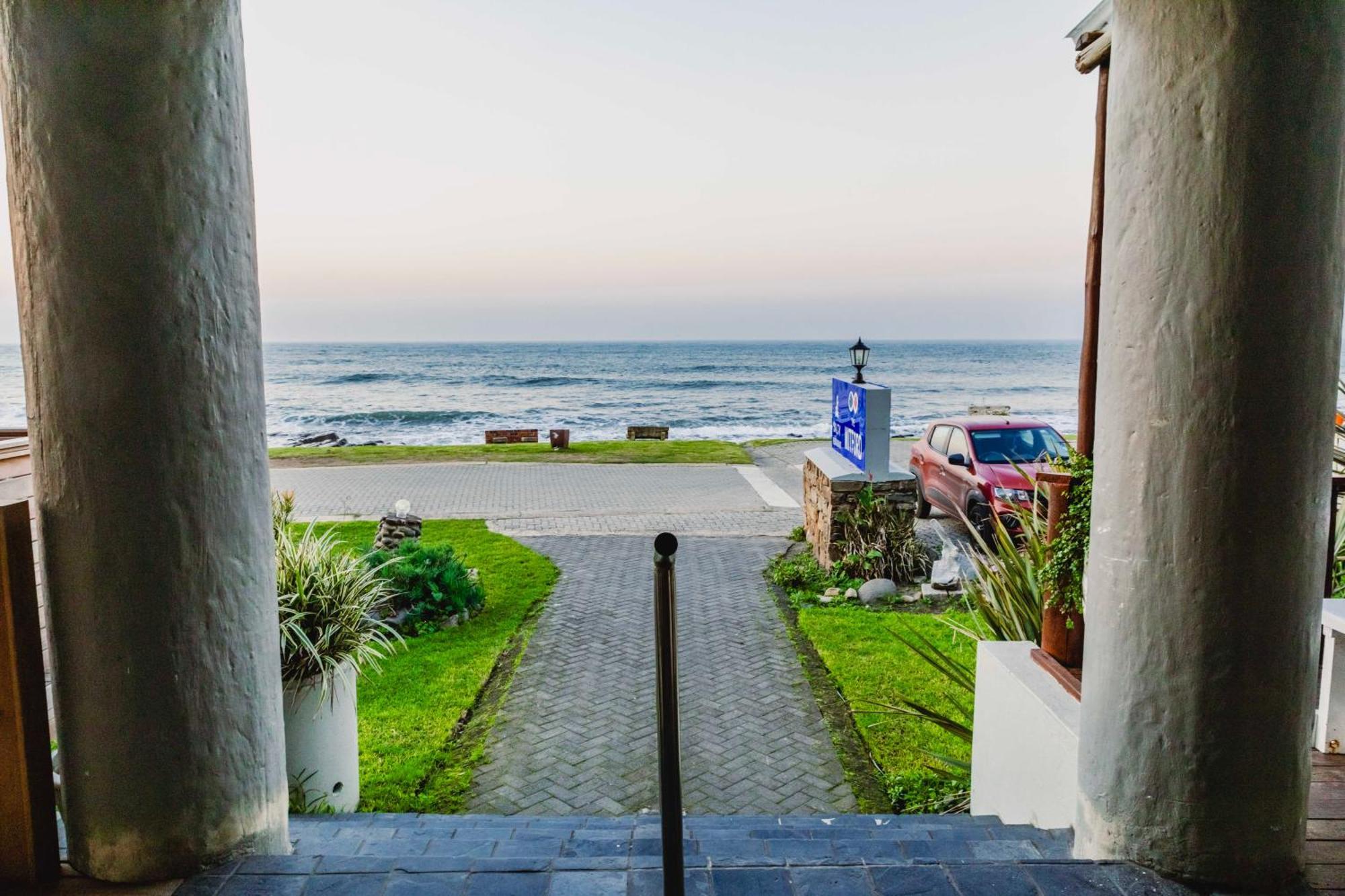 Mitford-On-Sea Aparthotel Morgan's Bay Bagian luar foto