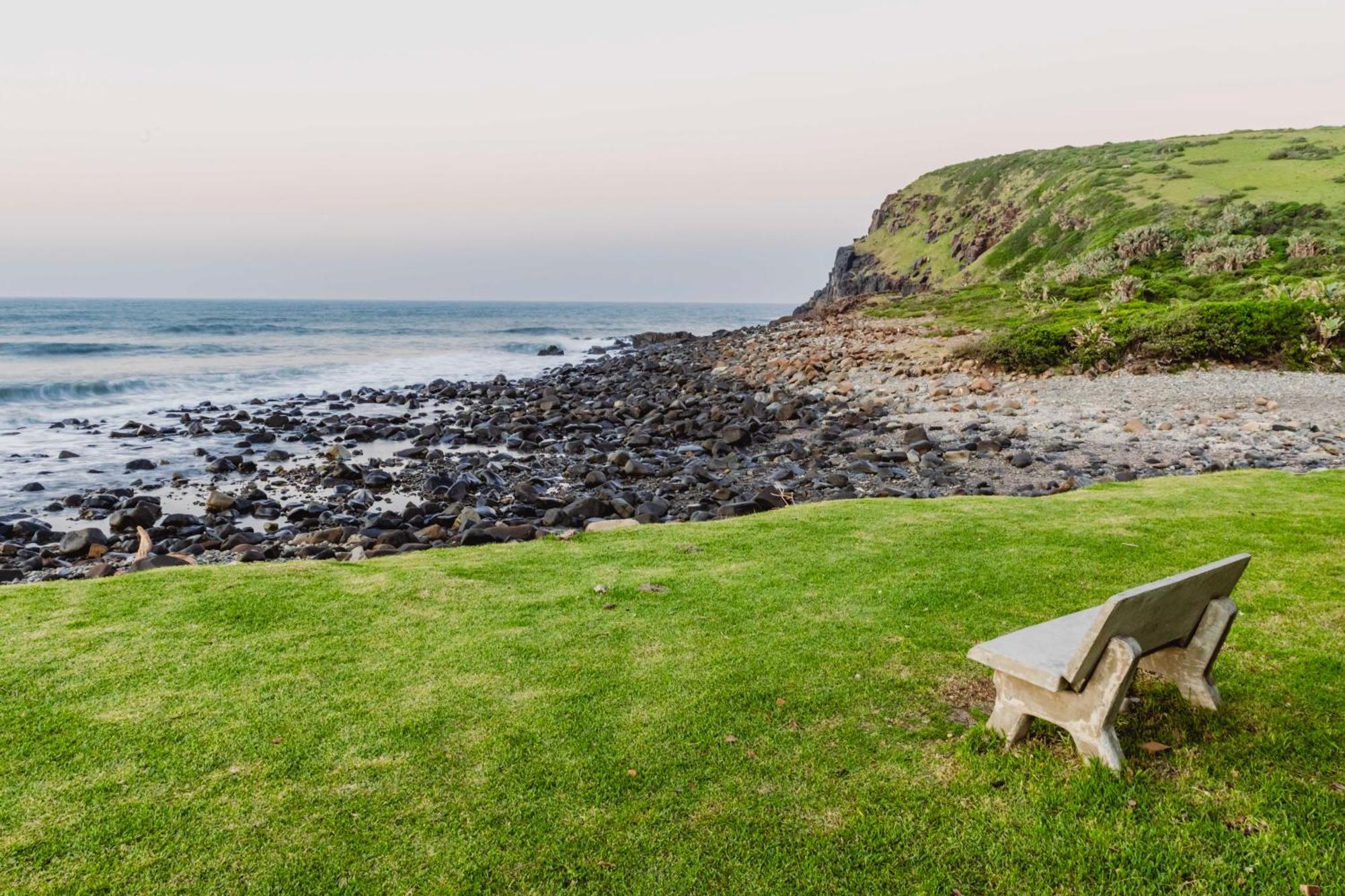 Mitford-On-Sea Aparthotel Morgan's Bay Bagian luar foto