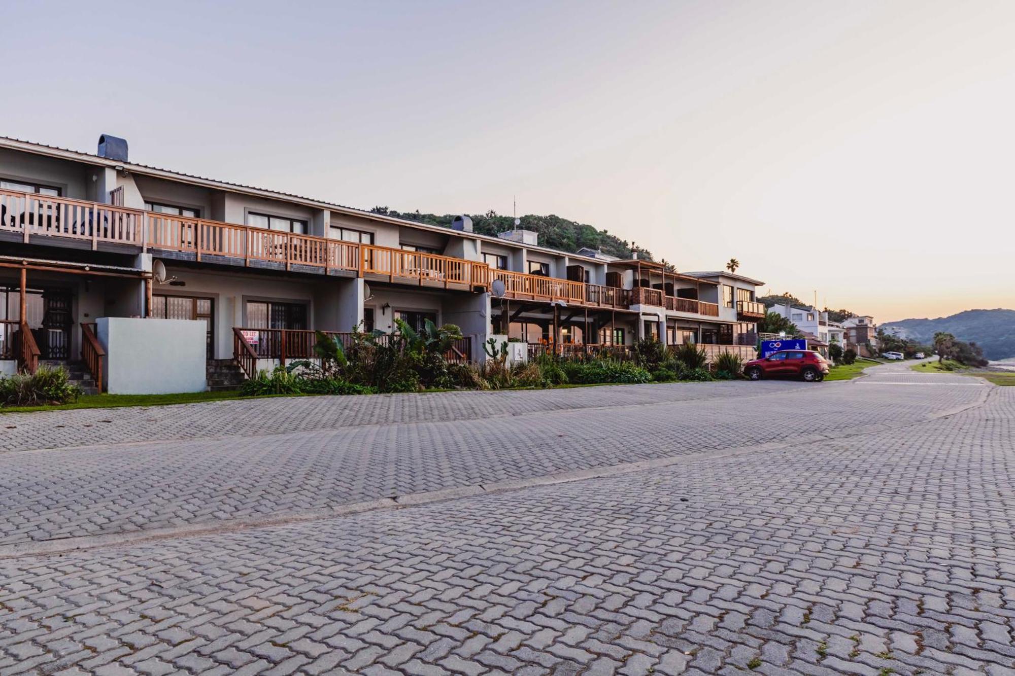Mitford-On-Sea Aparthotel Morgan's Bay Bagian luar foto